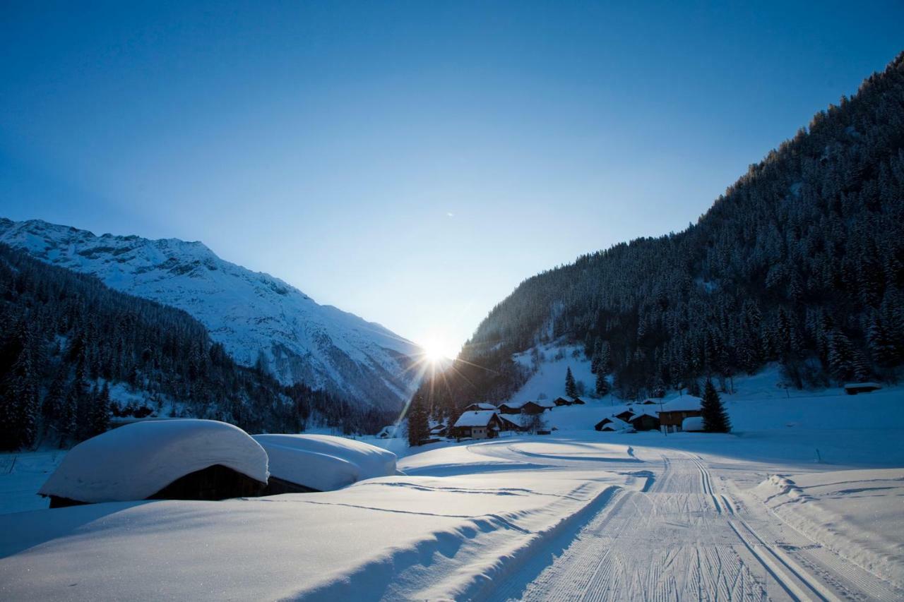 Gadmer Lodge - Dein Zuhause In Den Bergen Gadmen ภายนอก รูปภาพ